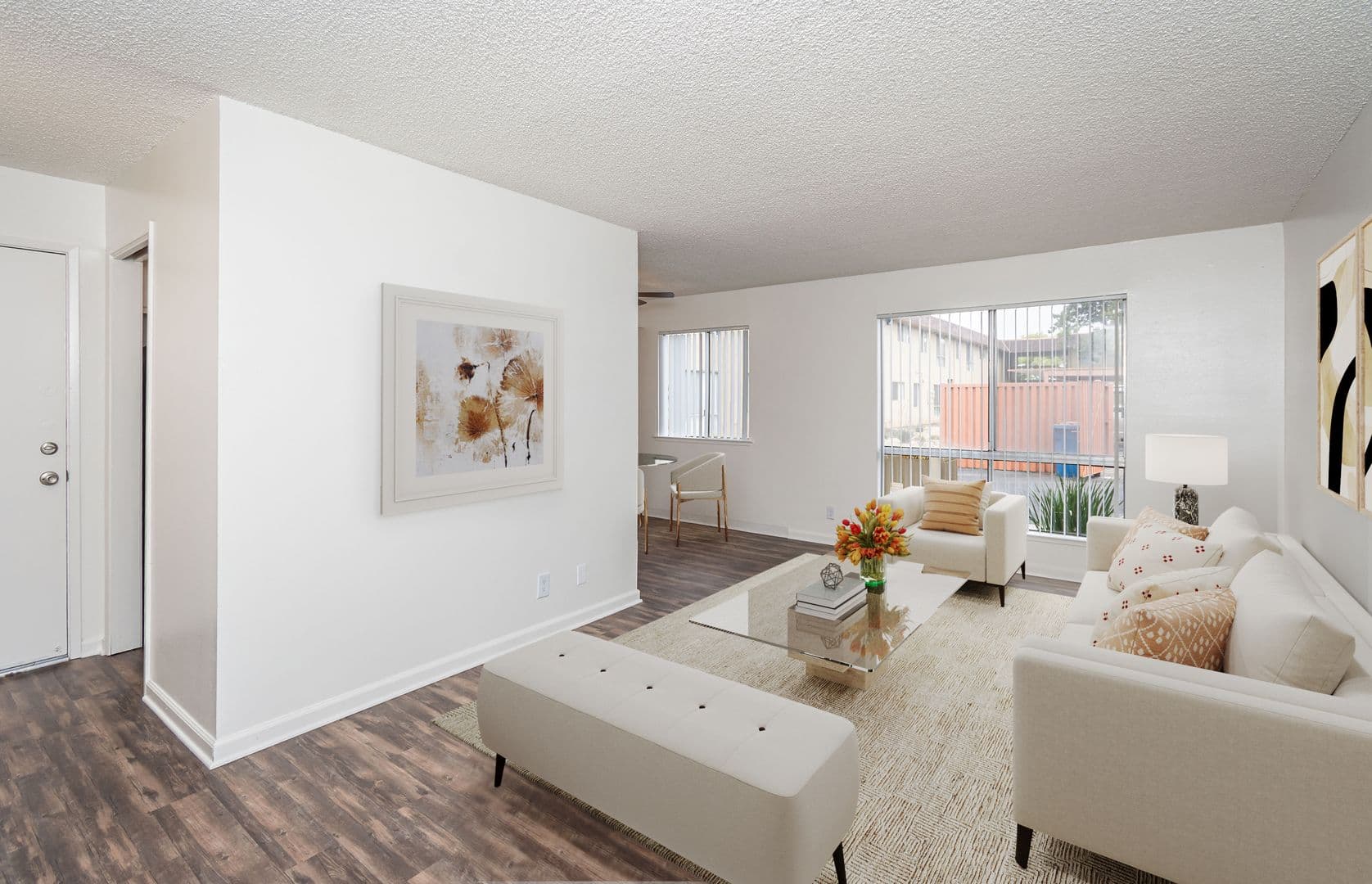 Sacramento Apartment: 2929 Edison Ave