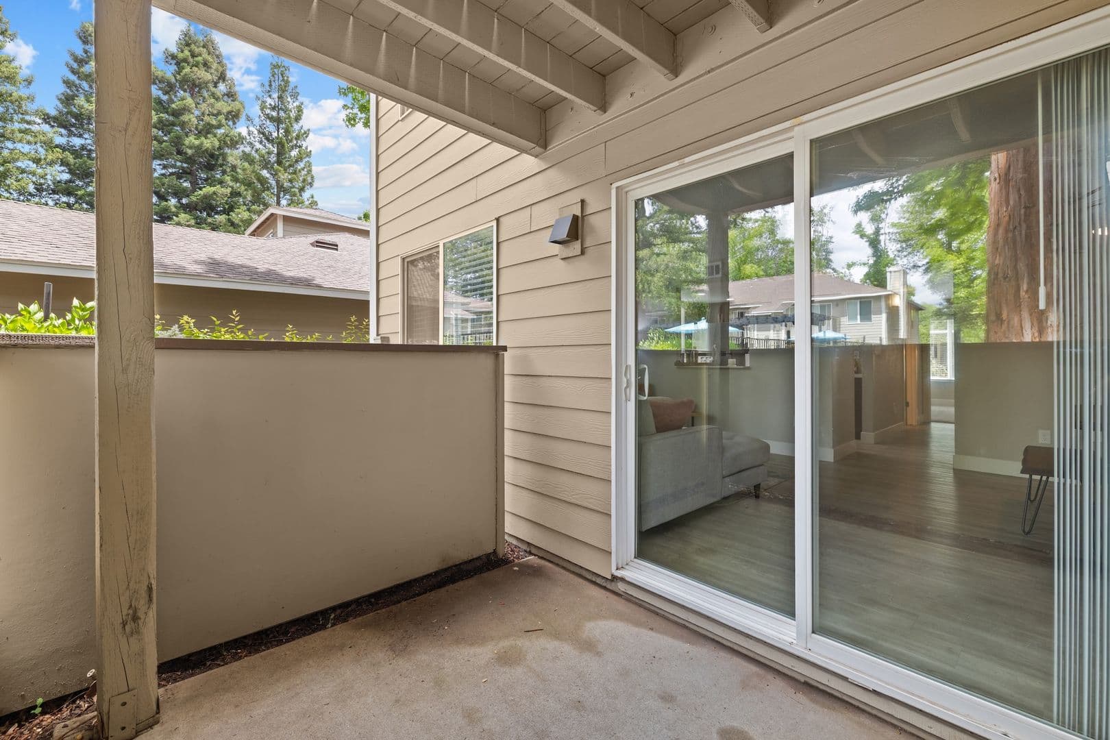 Rancho Cordova Apartment: 2330 Vehicle Dr