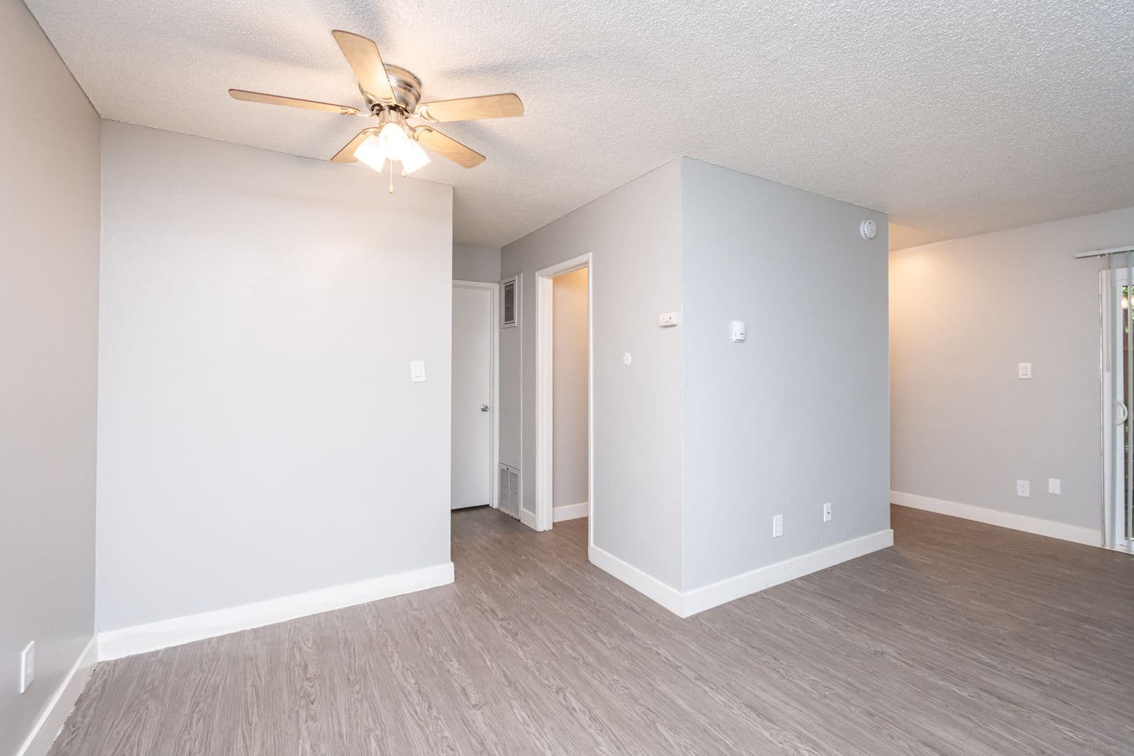 Sacramento Apartment: 2807 Elvyra Way