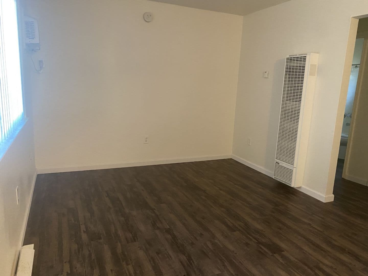 Sacramento Apartment: 1588 Morse Ave