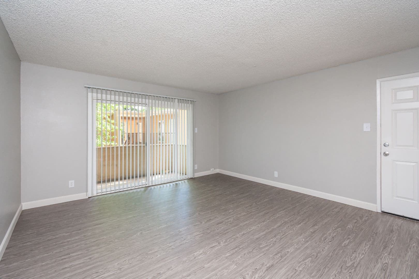 Sacramento Apartment: 6230 Greenhaven Drive