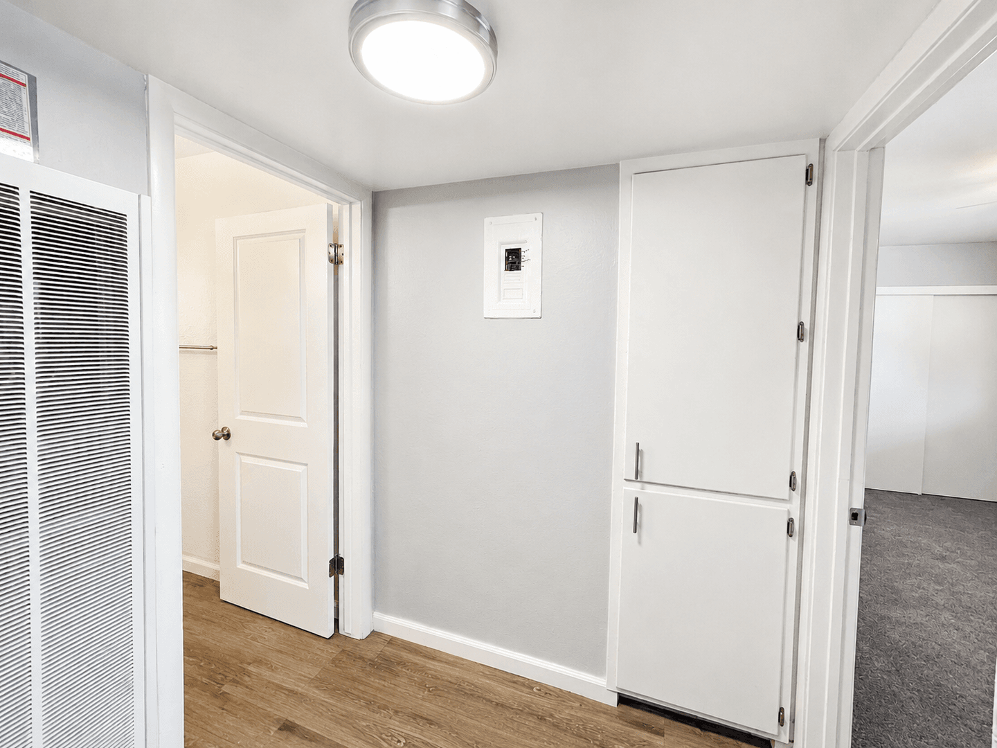 Sacramento Apartment: 3101 Truax Court