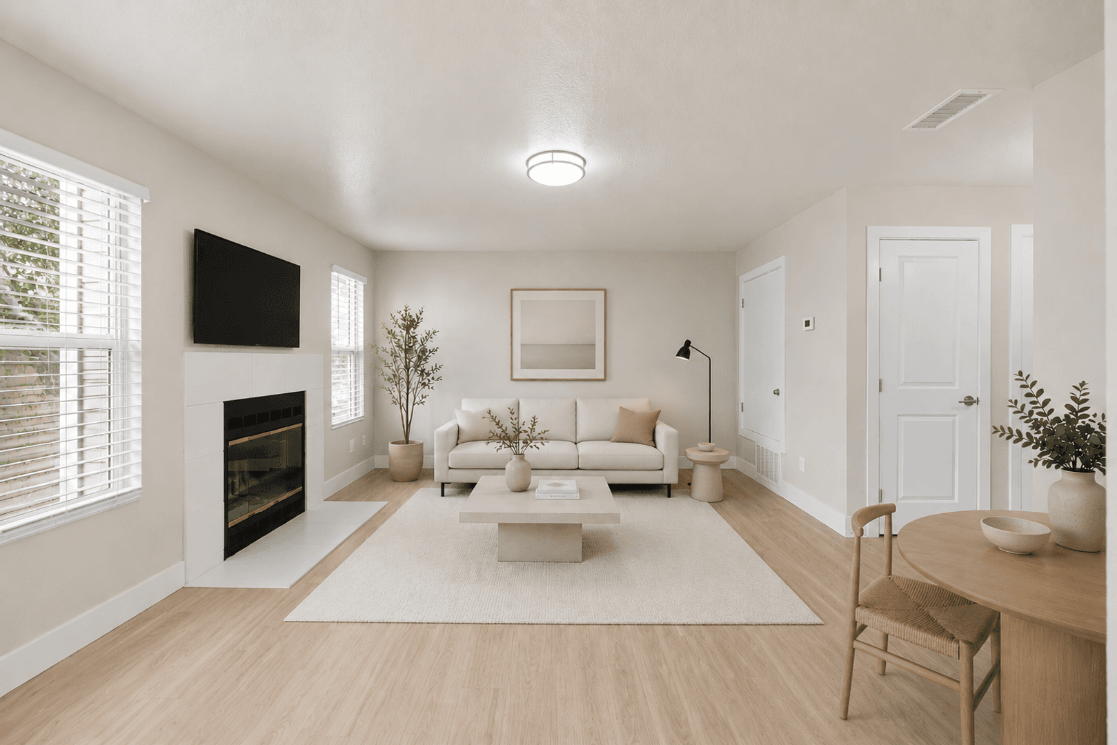 Rancho Cordova Apartment: 2330 Vehicle Dr