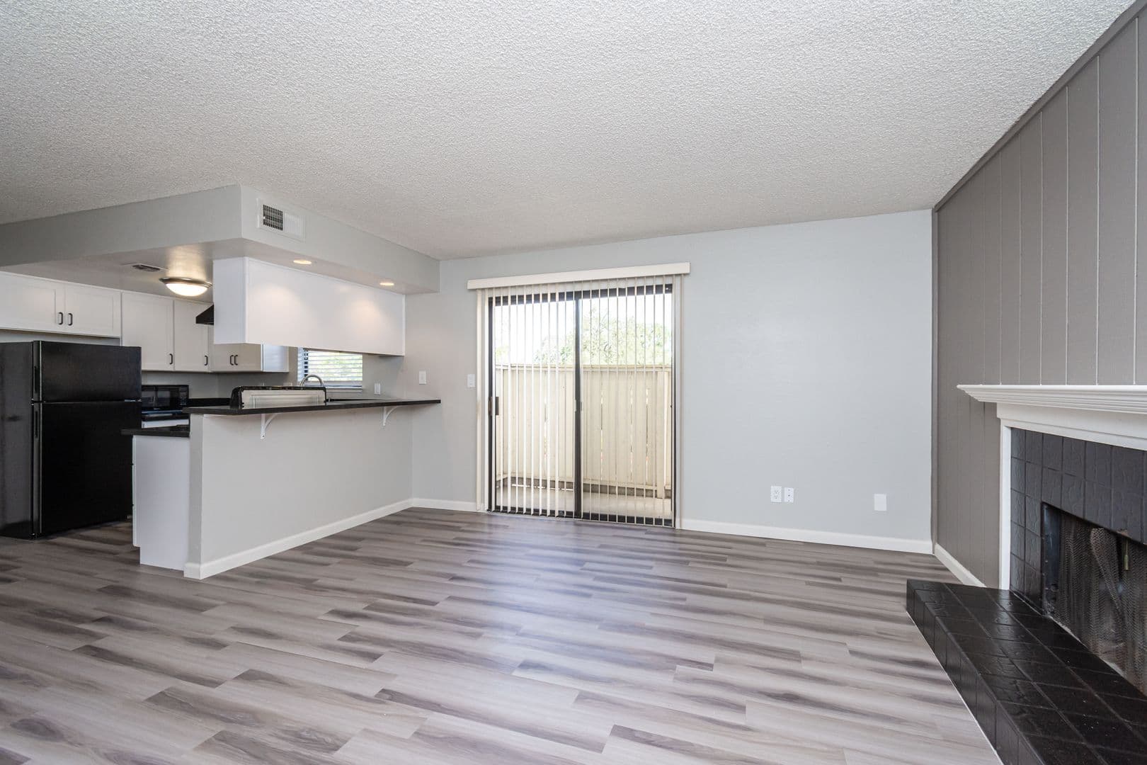 Citrus Heights Apartment: 7969 Pebble Beach Dr