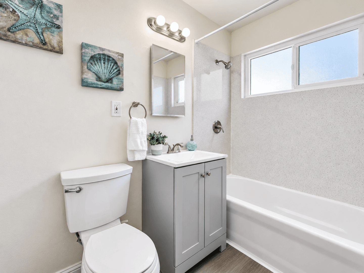 Sacramento Apartment: 3401 Balmoral Drive