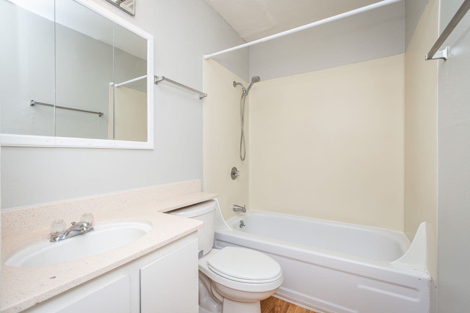 Rancho Cordova Apartment: 2850 La Loma Drive