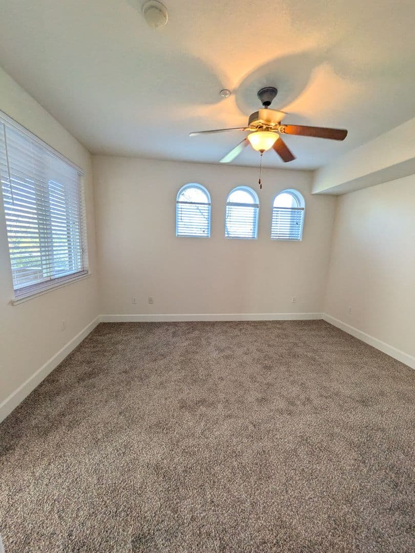 Roseville Apartment: 1501 Secret Ravine Pkwy
