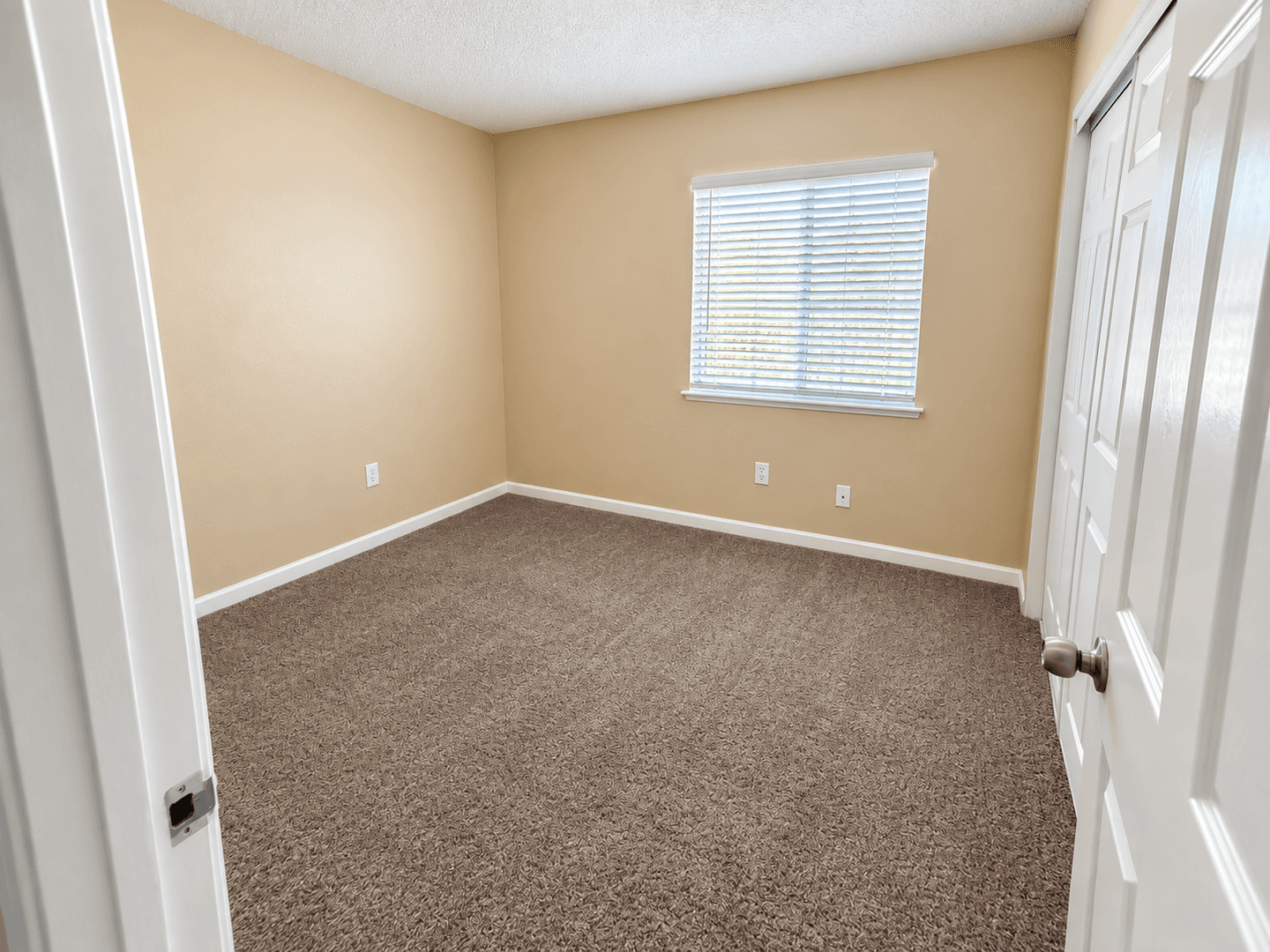 Sacramento Apartment: 3859 Annadale Ln