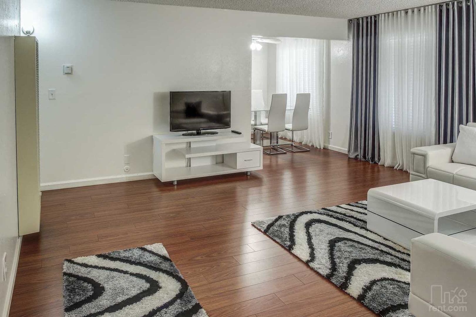 Sacramento Apartment: 5300 Hackberry Ln