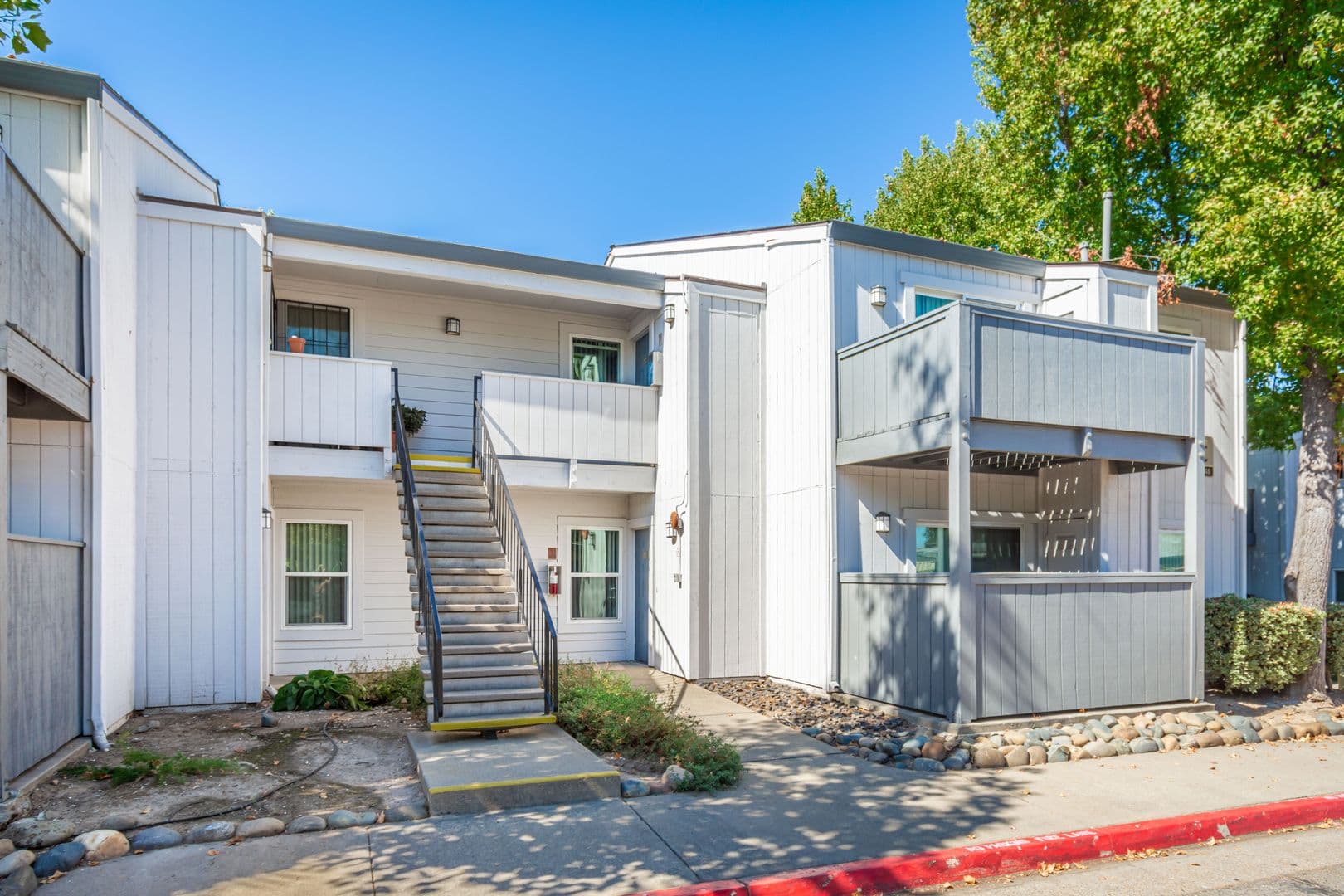 North Highlands Apartment: 4146 Madison Ave