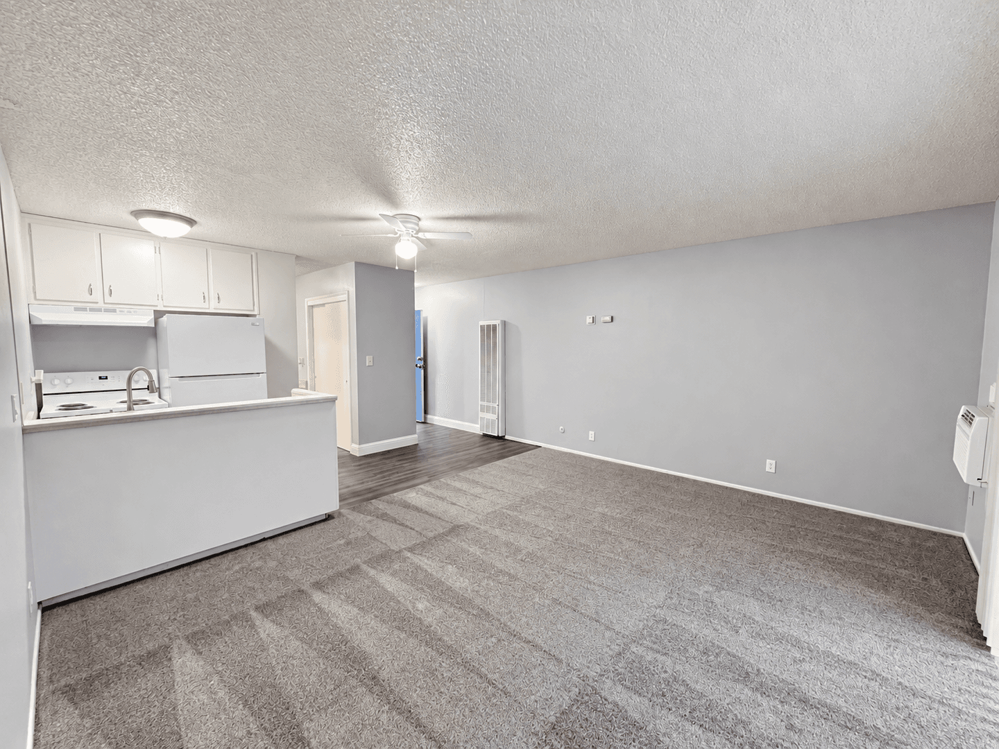 Carmichael Apartment: 5914 Stanley Ave