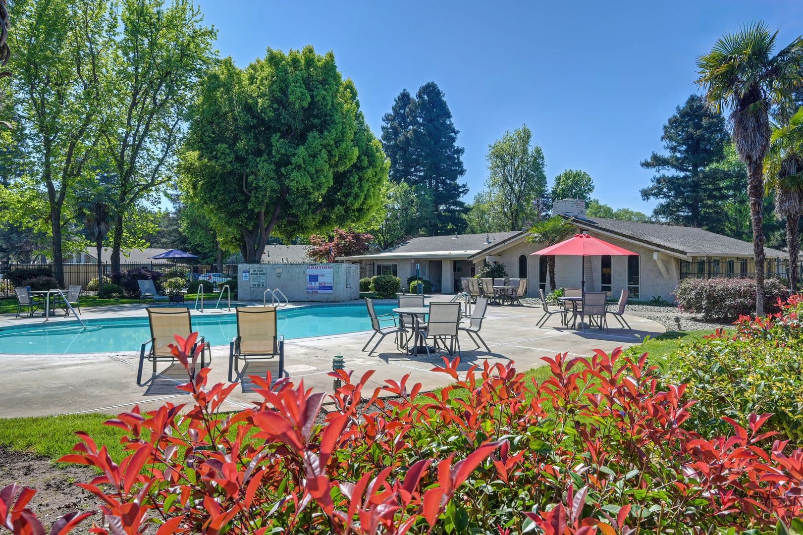 Chico Apartment: 476 E Lassen Ave