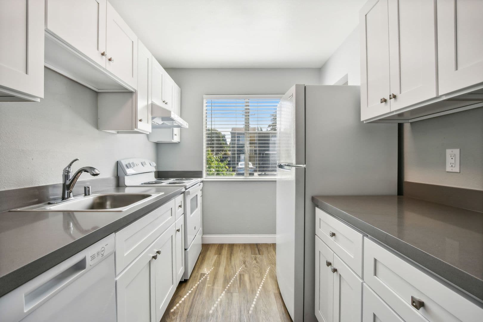 Sacramento Apartment: 3690 S. Port Drive