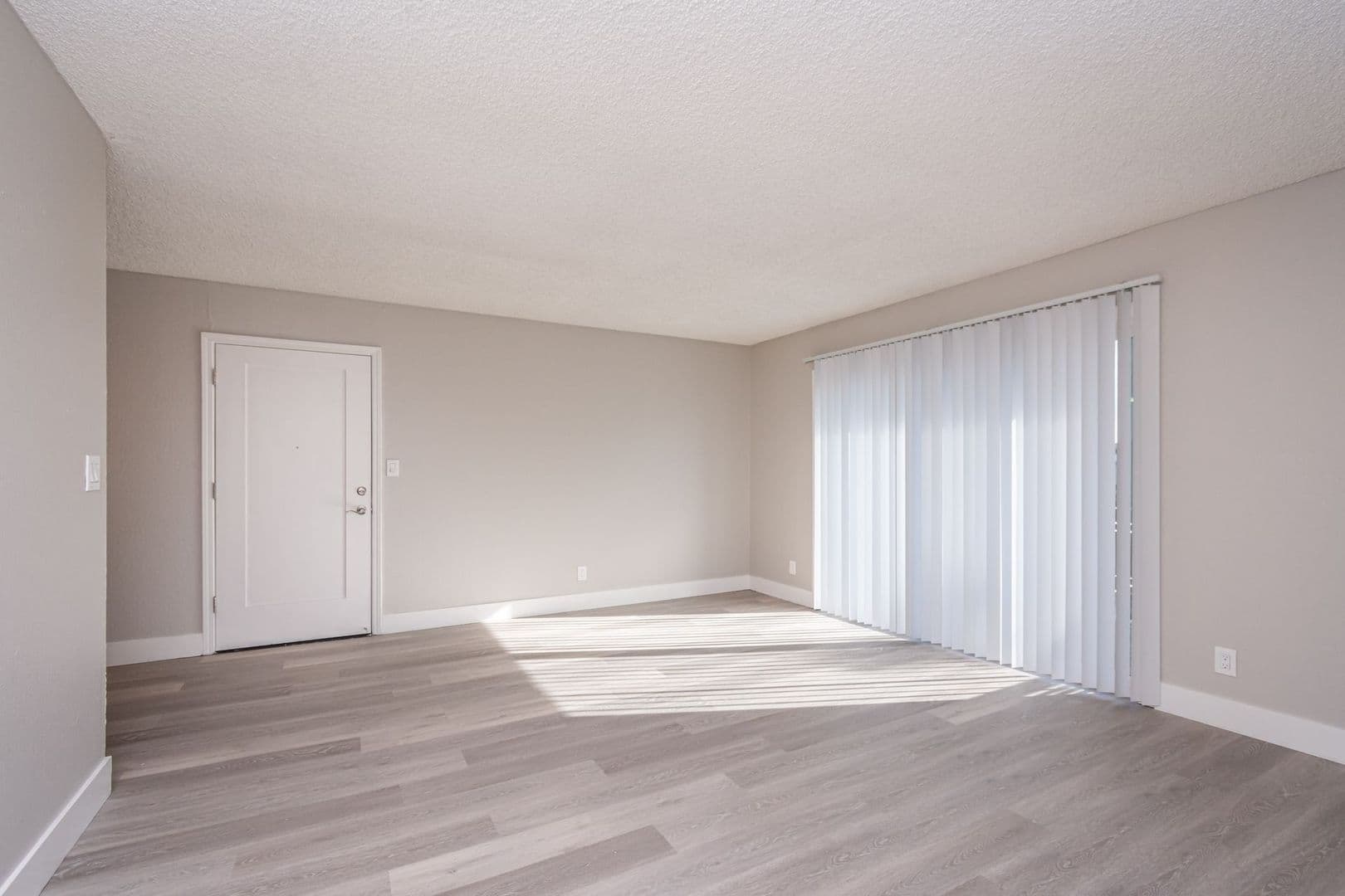 Sacramento Apartment: 2257 Hurley Way