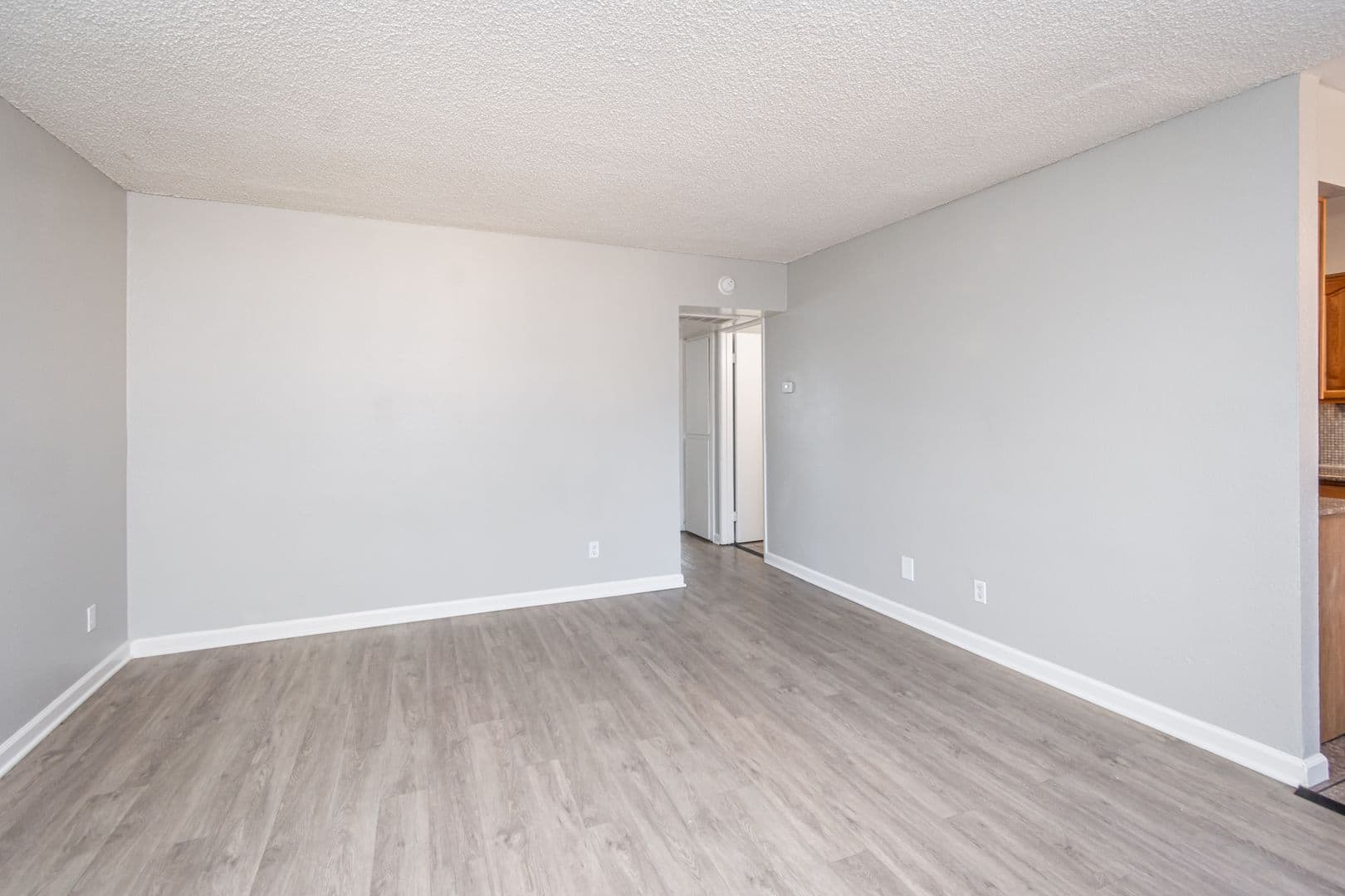 Rancho Cordova Apartment: 10515 Mills Tower Drive