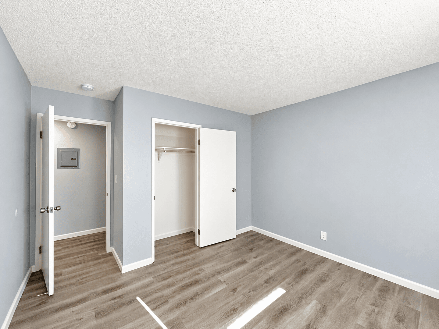 Sacramento Apartment: 2452 Wyda Way