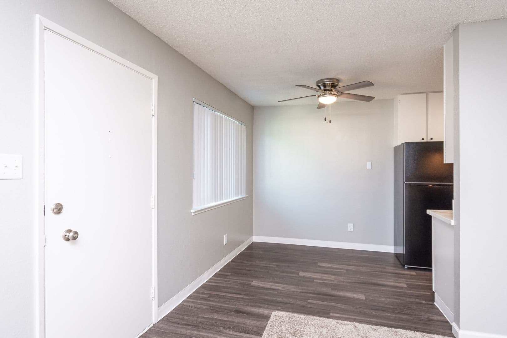 Sacramento Apartment: 4349 Marconi Ave