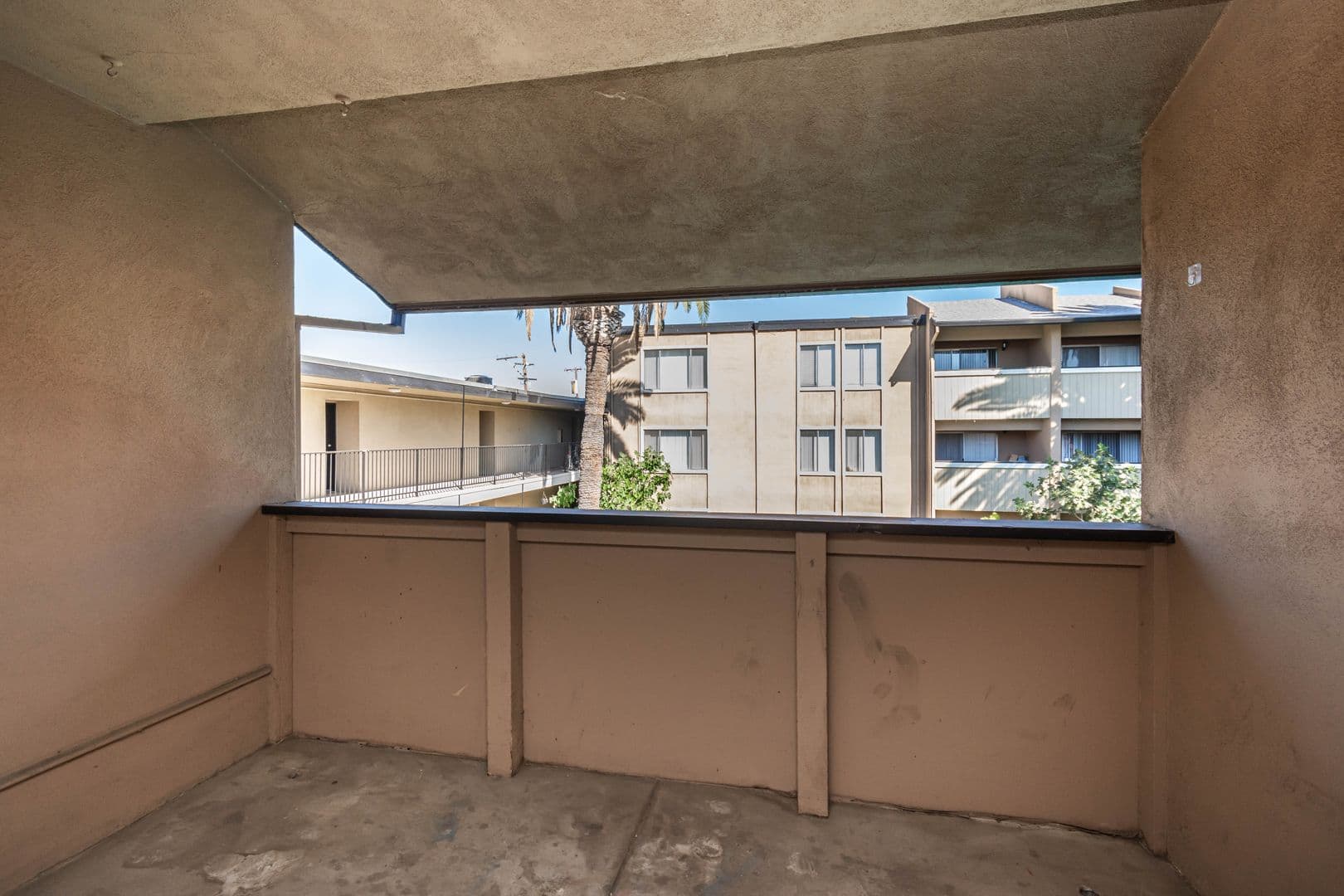 Sacramento Apartment: 2025 28th Street