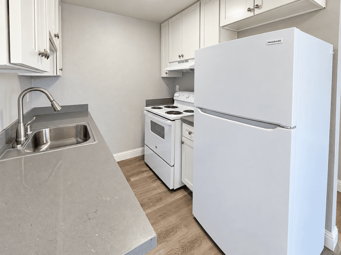 Sacramento Apartment: 1930 Wright Street