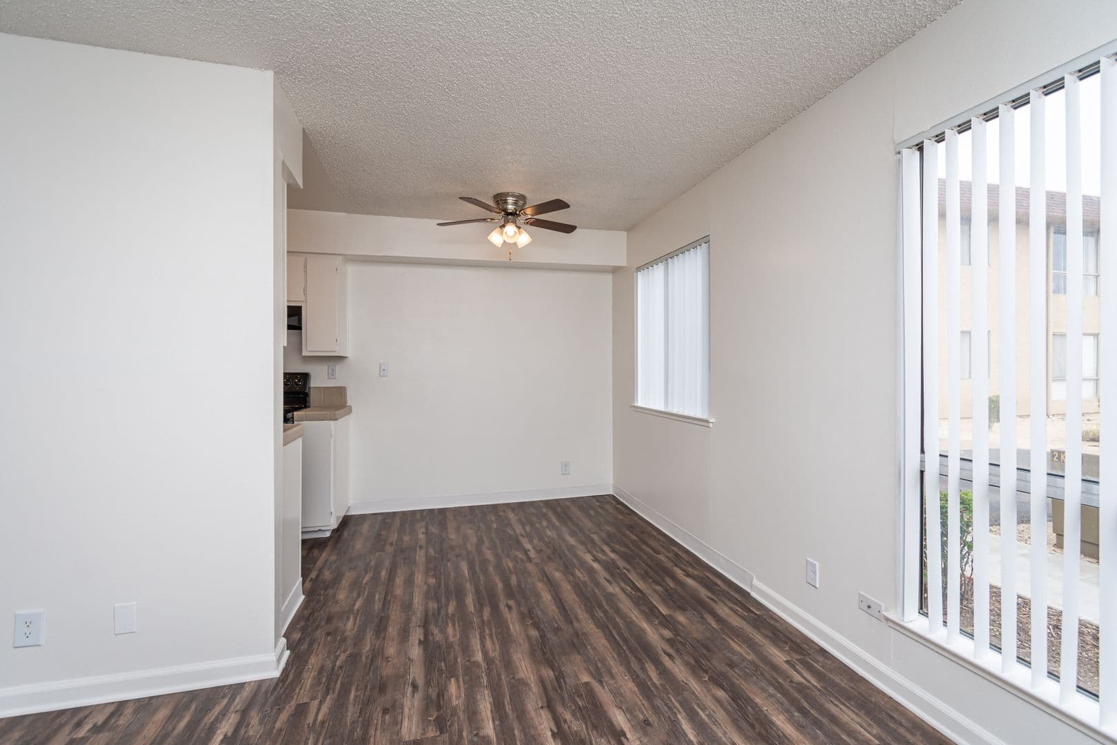Sacramento Apartment: 2929 Edison Ave