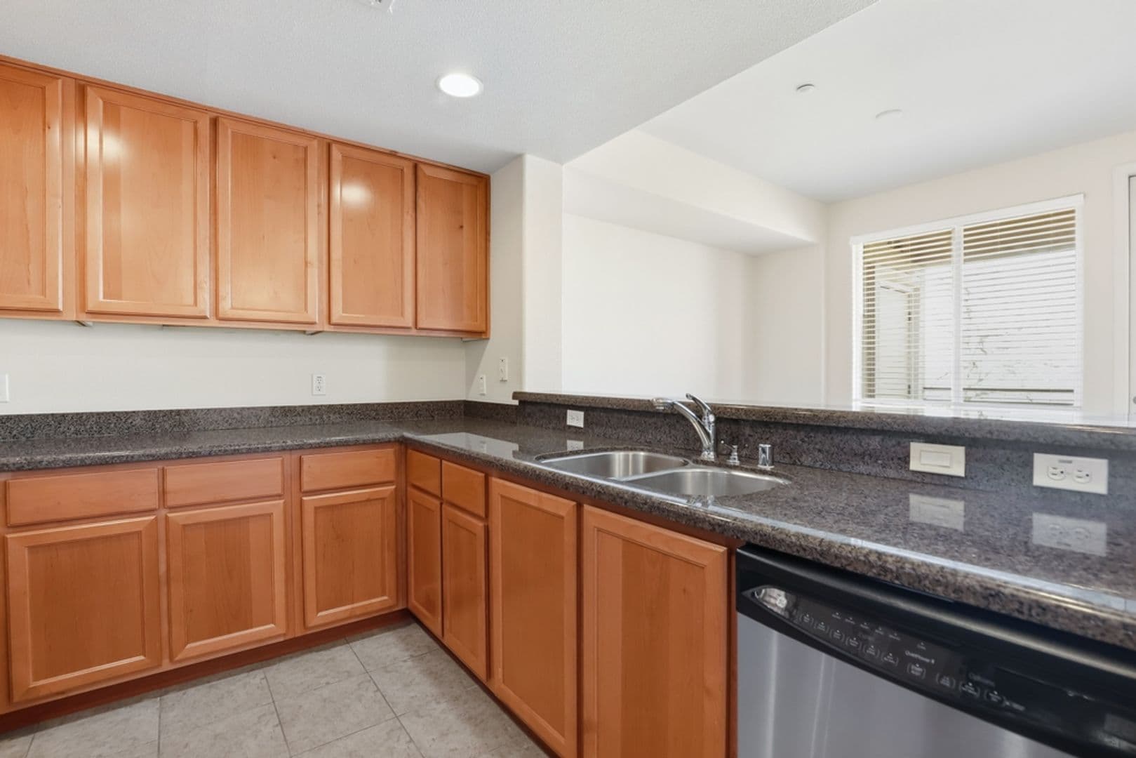 Roseville Apartment: 1501 Secret Ravine Pkwy