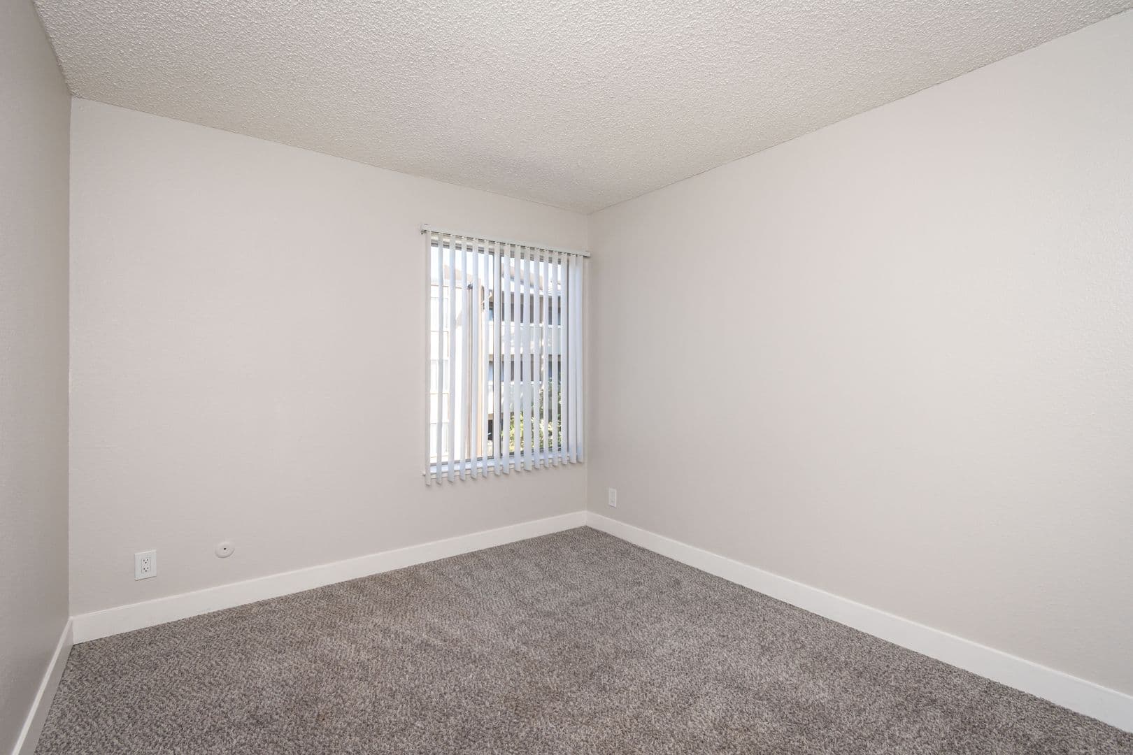 Sacramento Apartment: 2025 28th Street