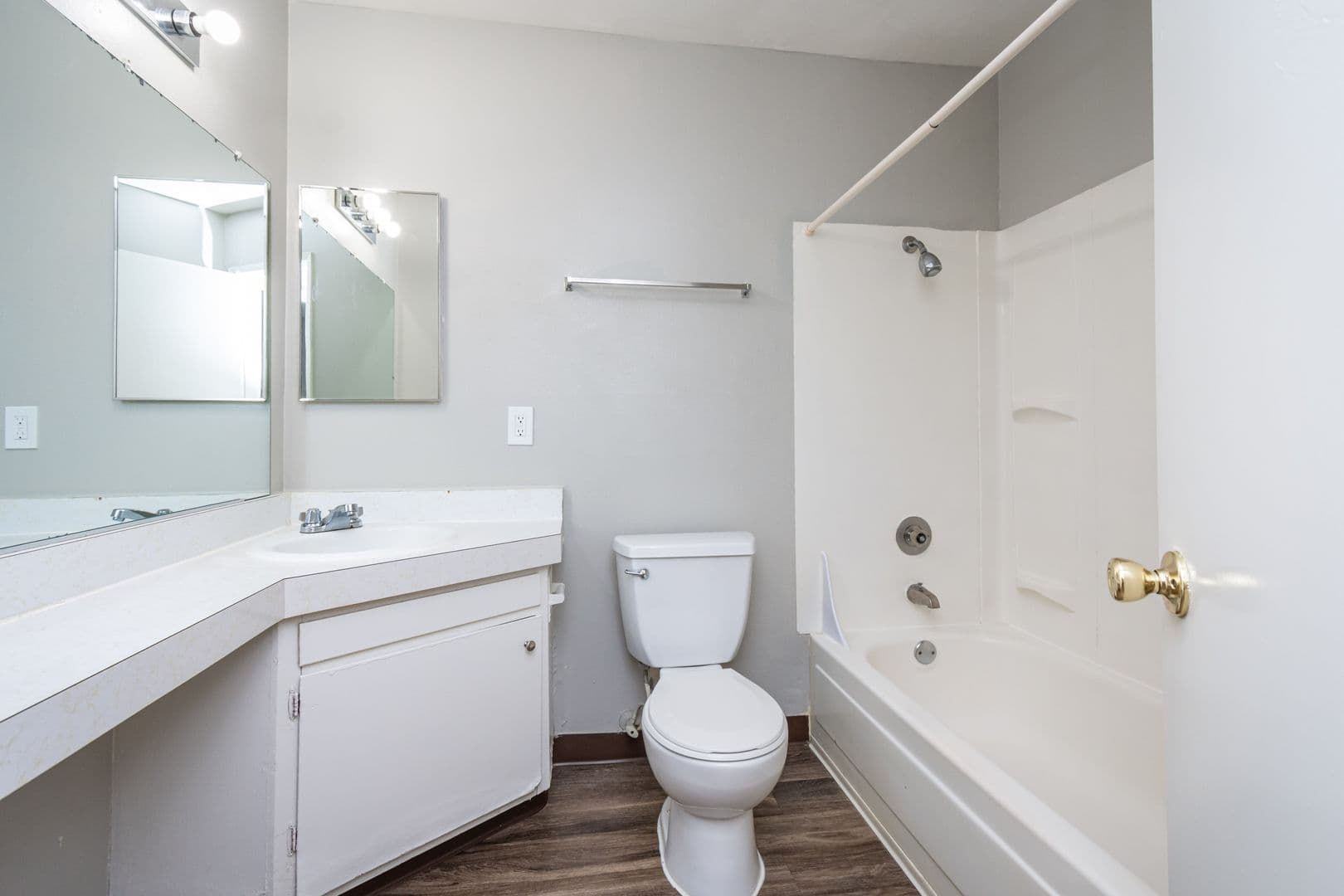 Sacramento Apartment: 5119 Hillsdale Blvd