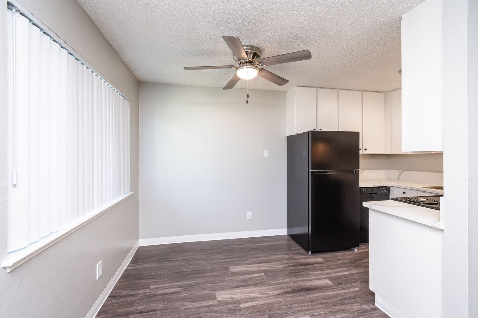 Sacramento Apartment: 4349 Marconi Ave