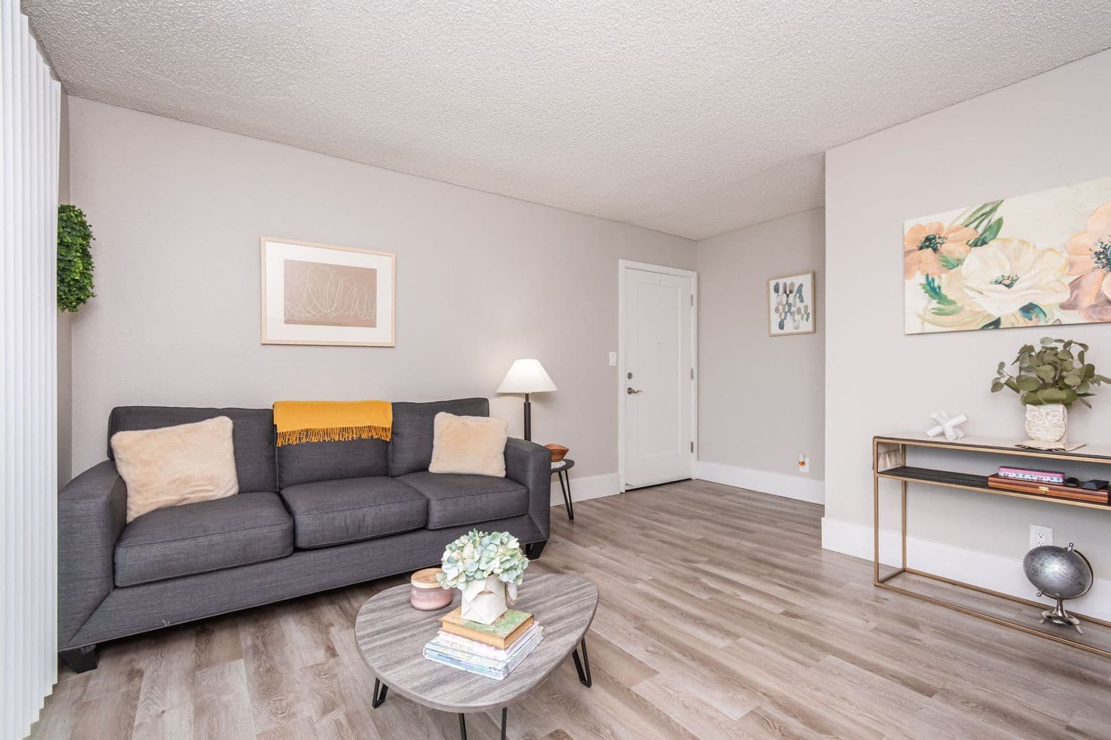Sacramento Apartment: 2257 Hurley Way