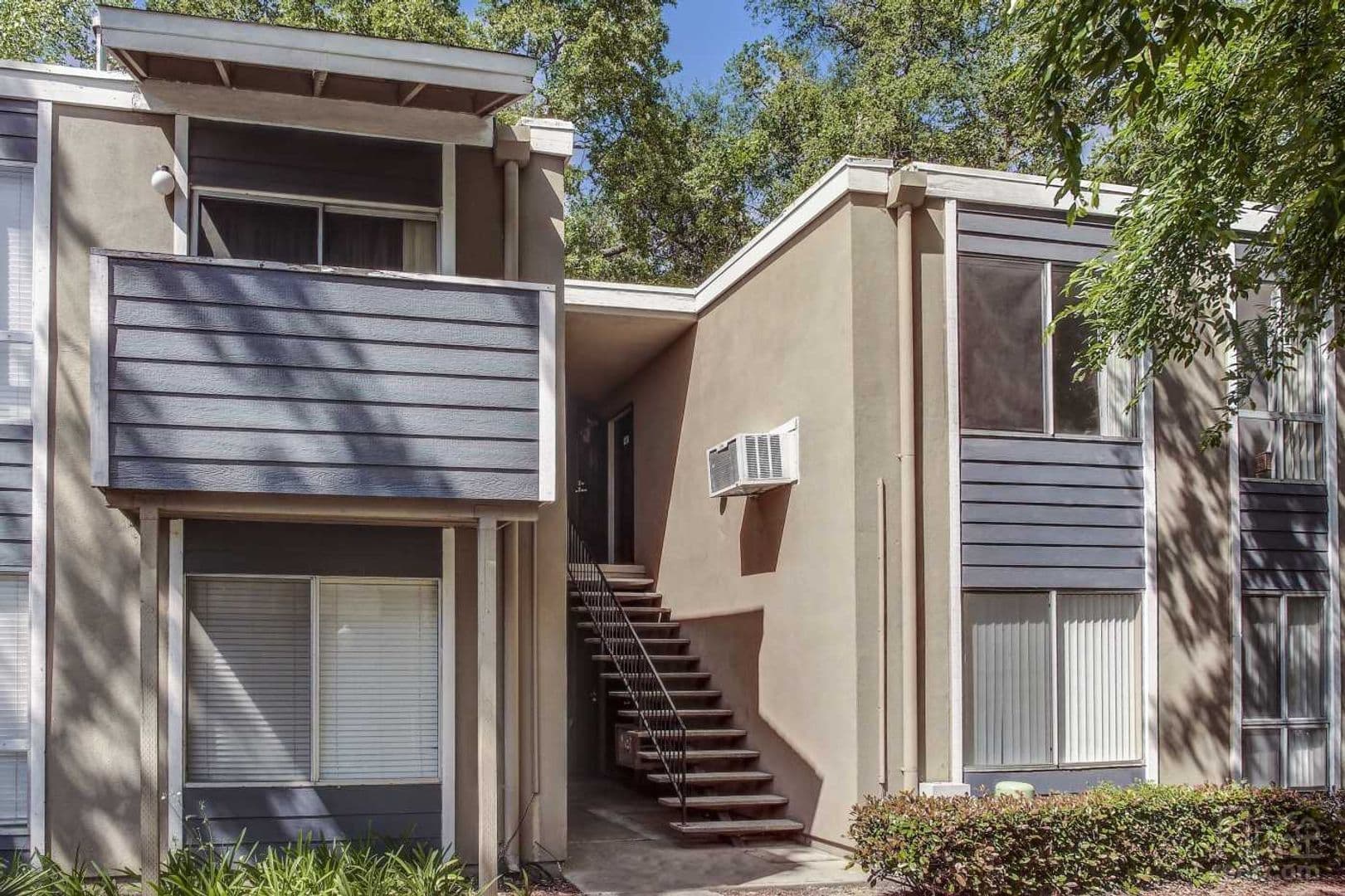 Sacramento Apartment: 5300 Hackberry Ln