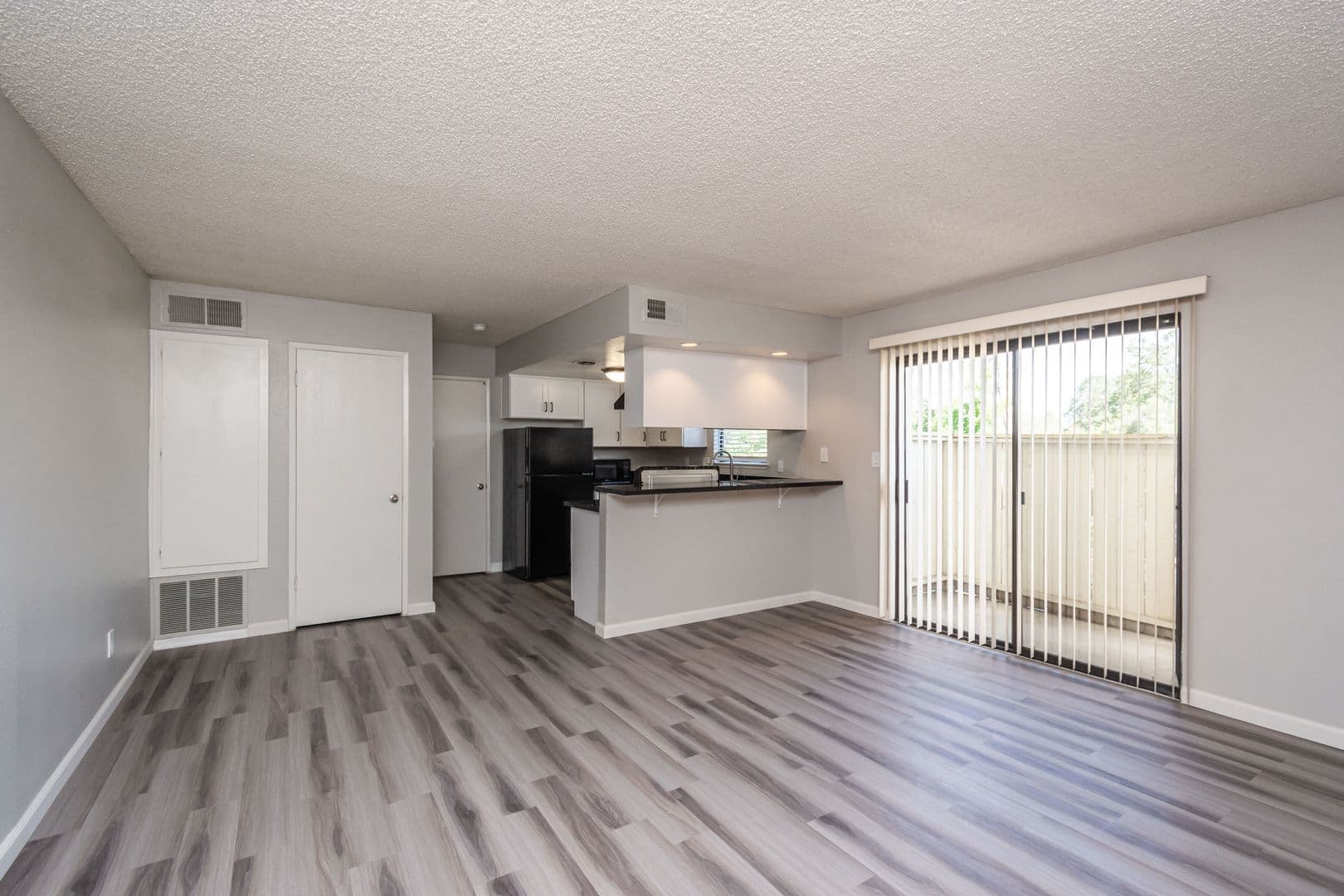 Citrus Heights Apartment: 7969 Pebble Beach Dr