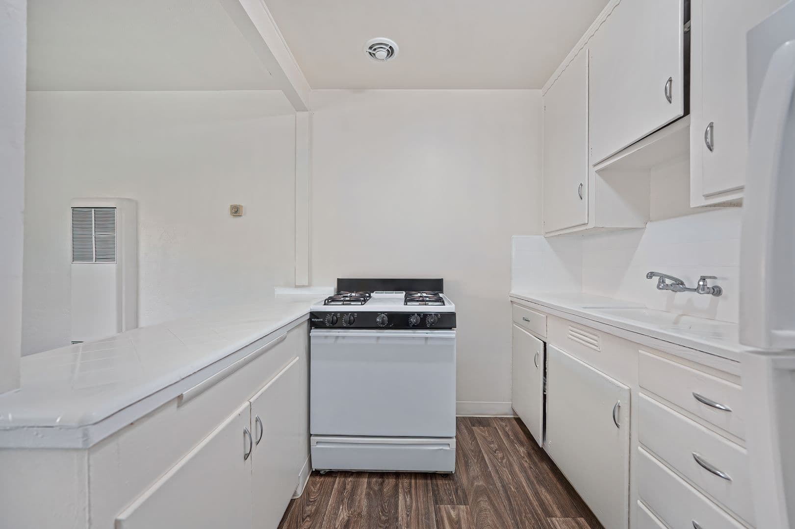 Sacramento Apartment: 2932 Watt Ave
