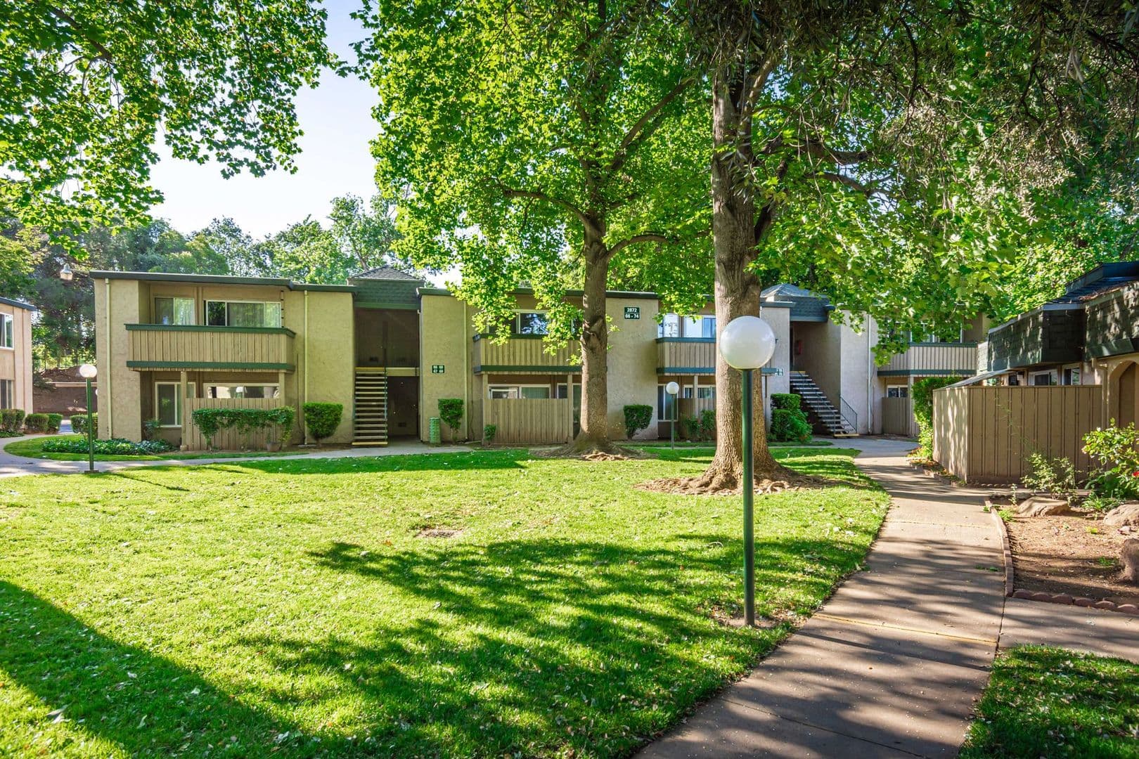 Rancho Cordova Apartment: 2850 La Loma Drive