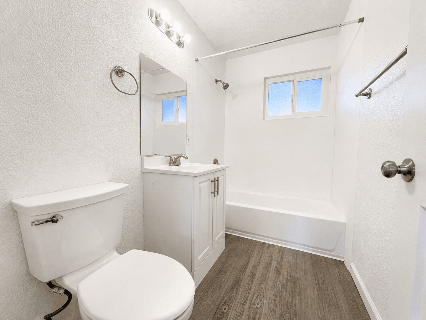 Sacramento Apartment: 3101 Truax Court