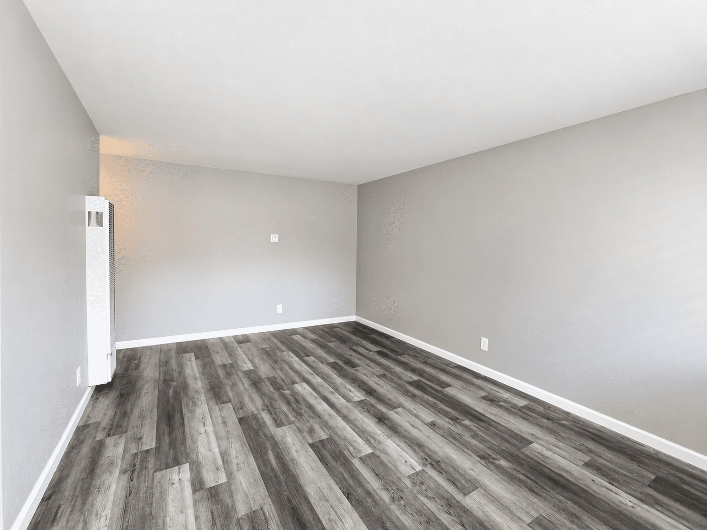 Sacramento Apartment: 2512 Edison Ave