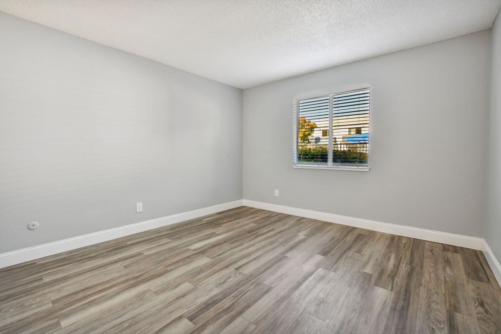 Sacramento Apartment: 3690 S. Port Drive