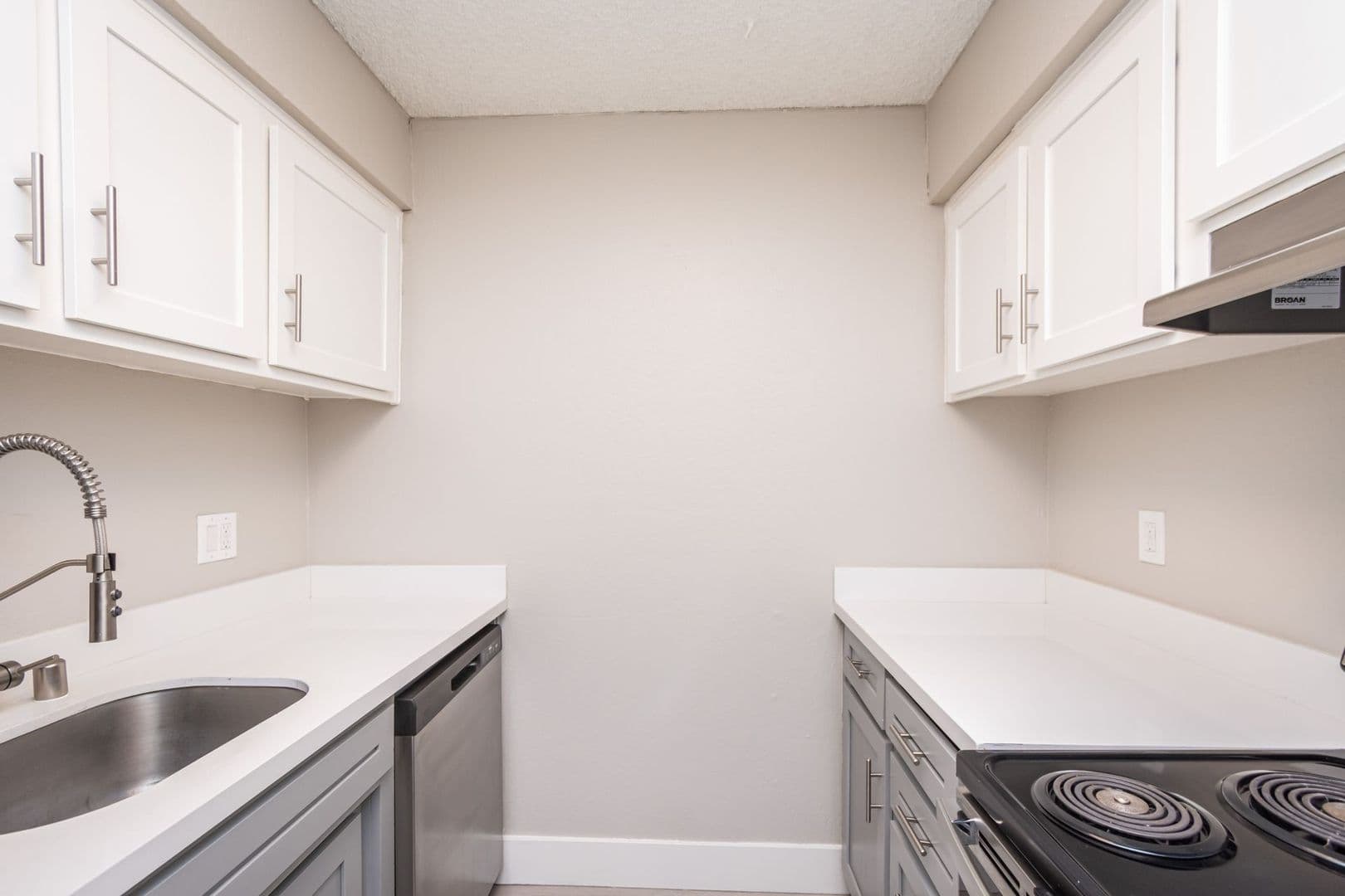 Sacramento Apartment: 2257 Hurley Way