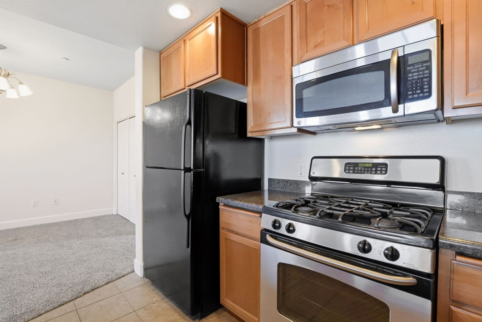 Roseville Apartment: 1501 Secret Ravine Pkwy