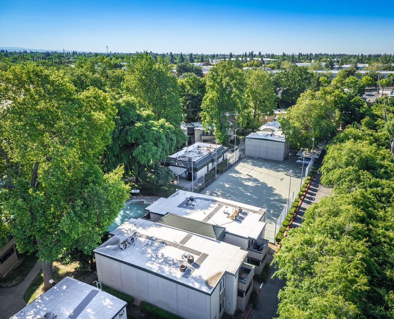 Rancho Cordova Apartment: 2850 La Loma Drive