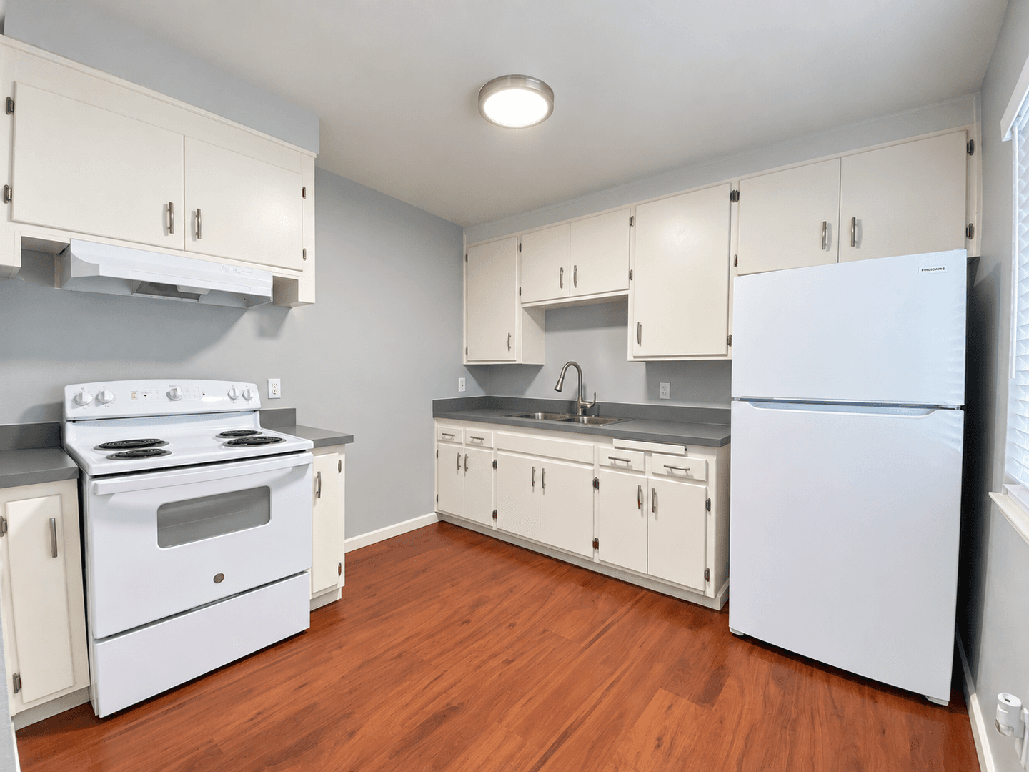 Sacramento Apartment: 3544 Auburn Blvd