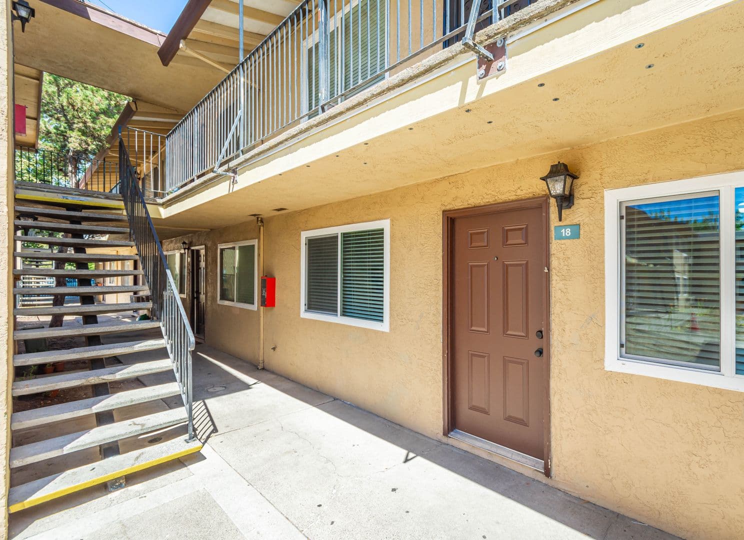 Sacramento Apartment: 1580 Morse Avenue