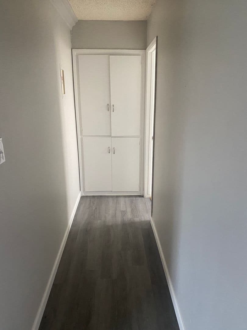 Sacramento Apartment: 6115 63rd St