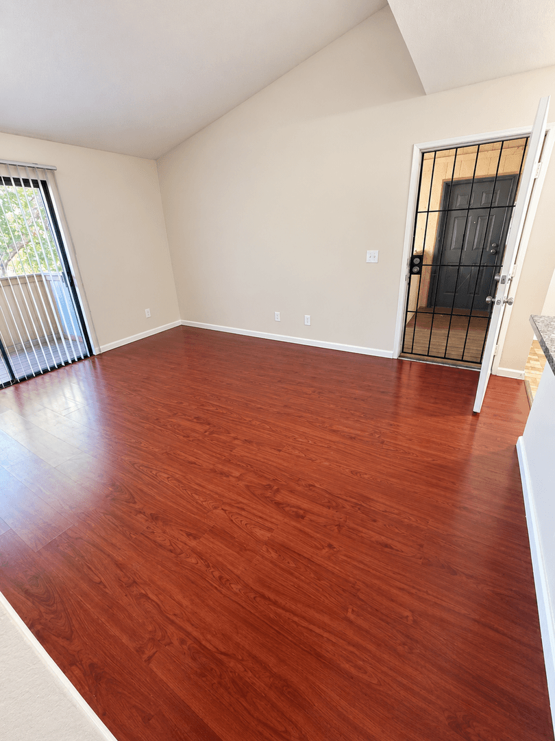 Sacramento Apartment: 3859 Annadale Ln