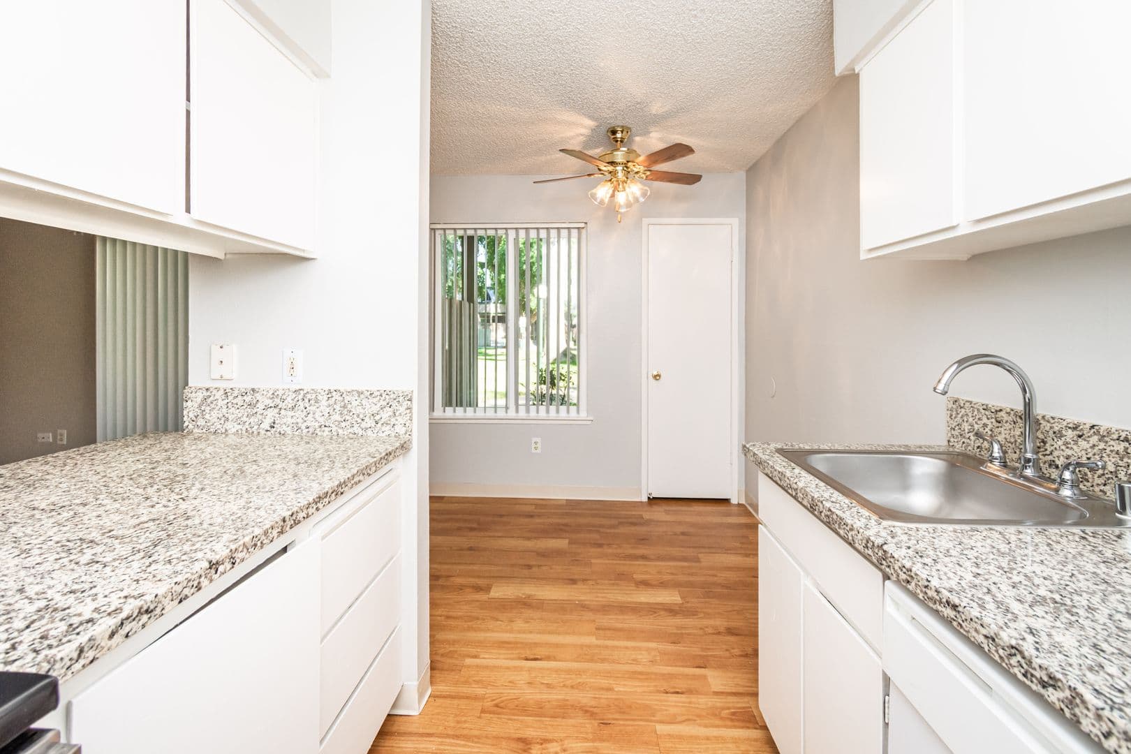 Rancho Cordova Apartment: 2850 La Loma Drive