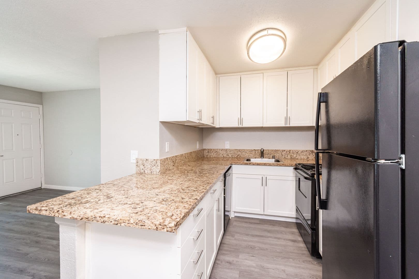 Rancho Cordova Apartment: 2707 La Verta Court