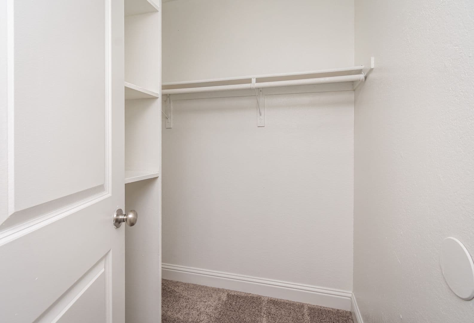 Carmichael Apartment: 5801 Winding Way