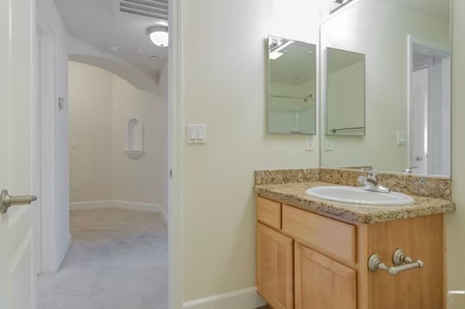 Roseville Apartment: 1501 Secret Ravine Pkwy
