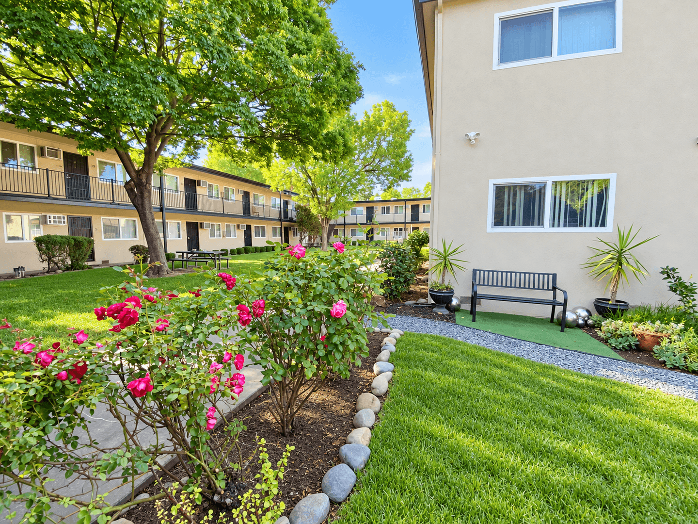 Sacramento Apartment: 2512 Edison Ave