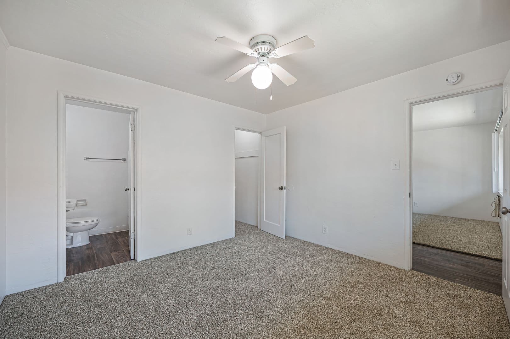 Sacramento Apartment: 2932 Watt Ave