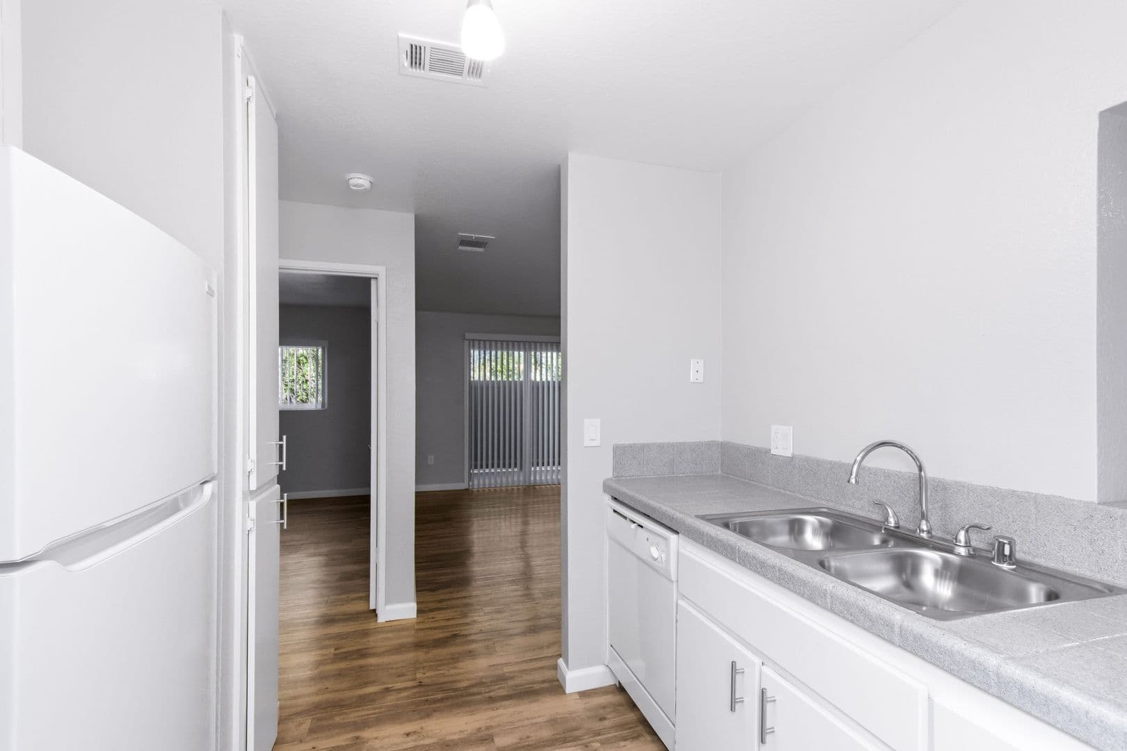 North Highlands Apartment: 4146 Madison Ave